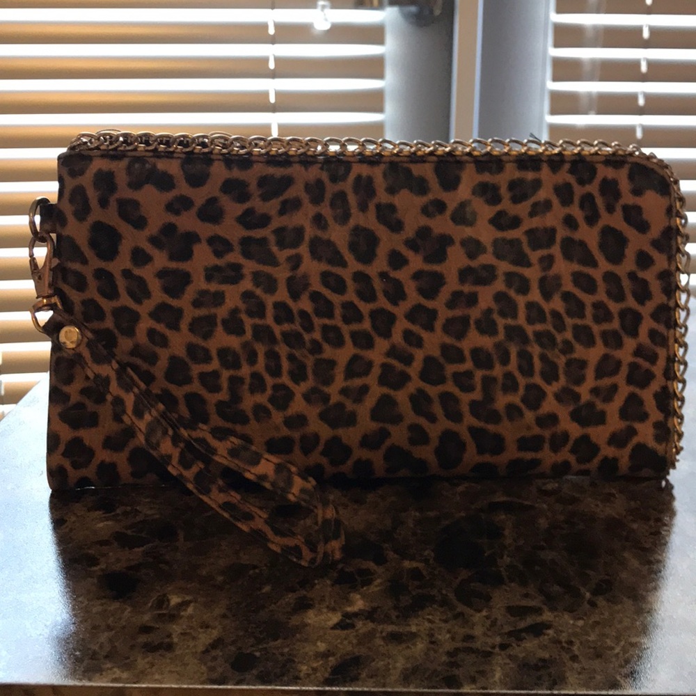 Cheetah print wristlet/clutch